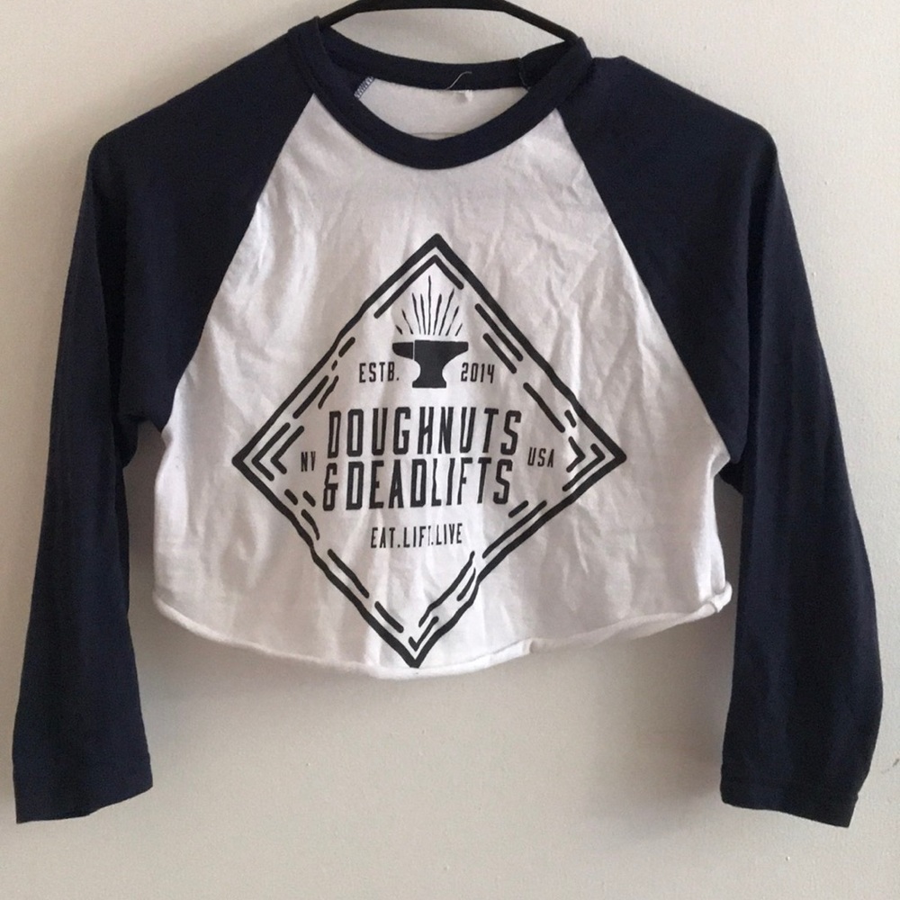 Cropped Baseball Tee Doughnuts and Deadlifts Size S